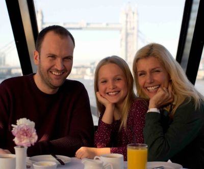 Crucero con Té de la Tarde en Londres