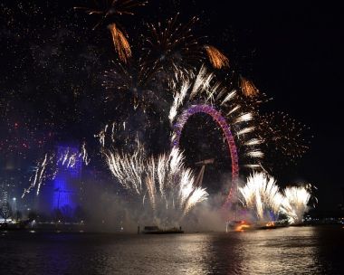 Fin de Año en Londres con fuegos artificiales a bordo del Jupiter Clipper