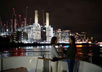 Crucero nocturno por el río Támesis