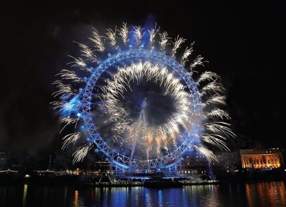 Cena de Fin de Año con crucero por el Támesis y fuegos artificiales a bordo del Sarpedon